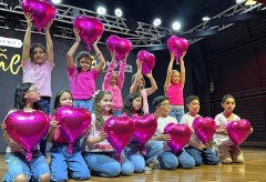 Homenagem ao Dia das Mães emociona famílias no Colégio Monforte